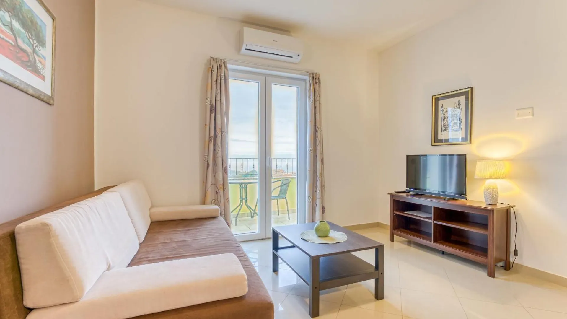 Apartment Villa Tara-2 By Interhome Brseč
