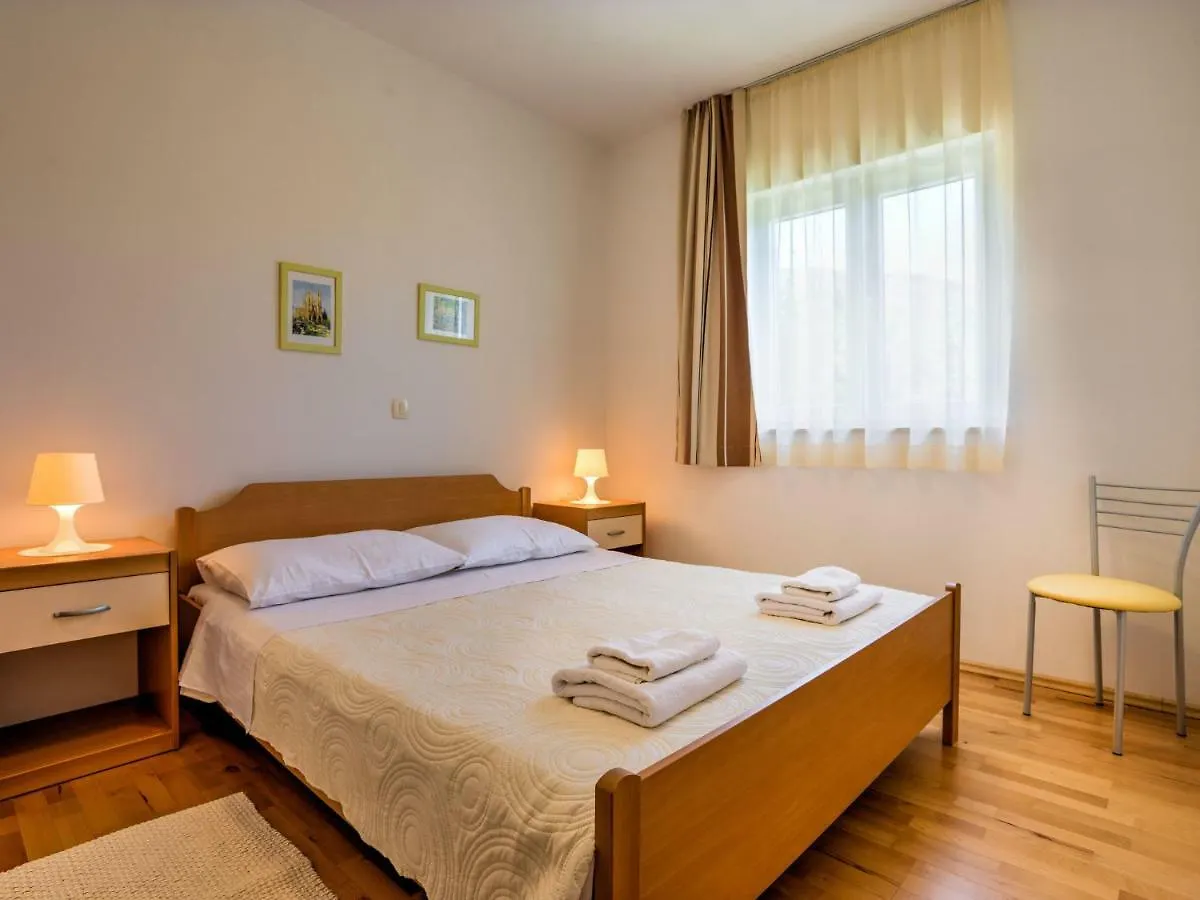 Apartment Villa Tara-2 By Interhome  Brsec